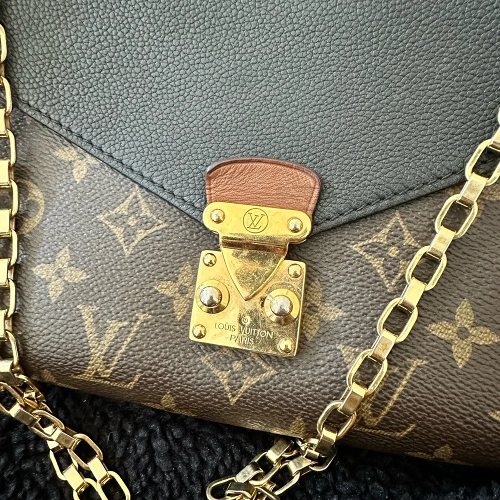 Louis Vuitton Pallas Chain - Picture 2 of 15